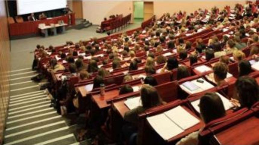 Kağıthane Belediyesi&rsquo;nden &Uuml;niversitelilere Destek