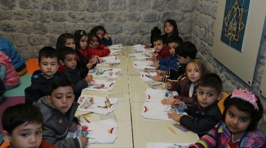 Sel&ccedil;uklu&rsquo;nun Torunları Atalarını Tanıyor