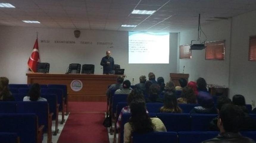 Acil Servis &Ccedil;alışanlarına Triyaj Ve İletişim Eğitimi