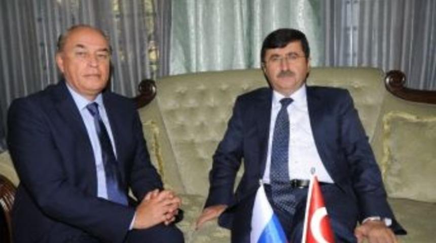 Vali &Ouml;z&rsquo;den Rusya Başkonsolosluğu&rsquo;na Taziye Ziyareti