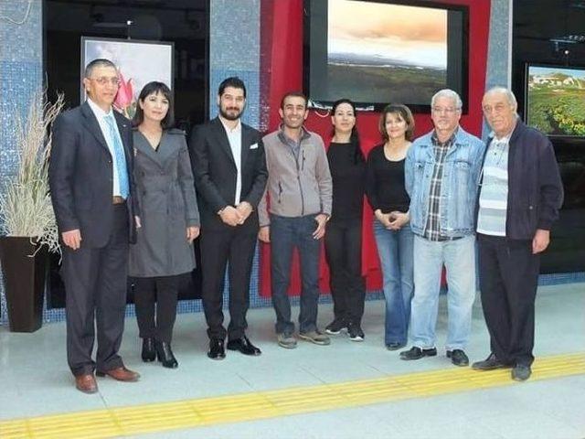 Ankaralılar ‘lalenin Yolculuğu Ve Muş’ Sergisine Hayran Kaldı