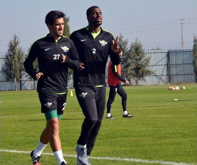 Akhisar Belediyespor, Kasımpaşa Maçının Hazırlıklarını Sürdürdü