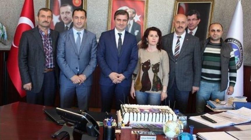 Ak&ccedil;akoca Belediye Başkanı Yemenici, Yeni Yaşını Kutladı