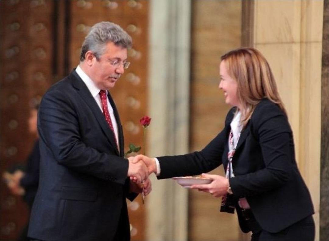 26. D&ouml;nemin İlk Milletvekili Meclise Kaydını Yaptırdı