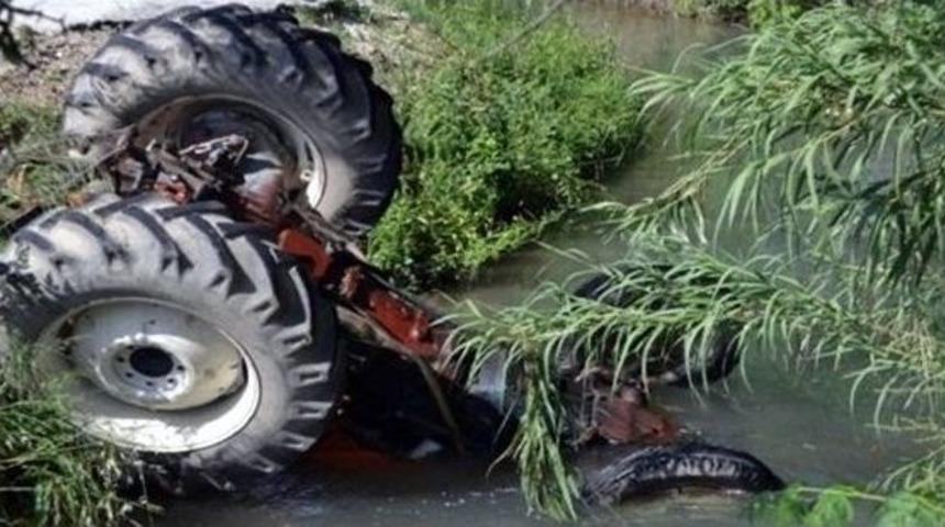 Gediz&rsquo;de Trafik Kazası: 1 Kişi &Ouml;l&uuml;