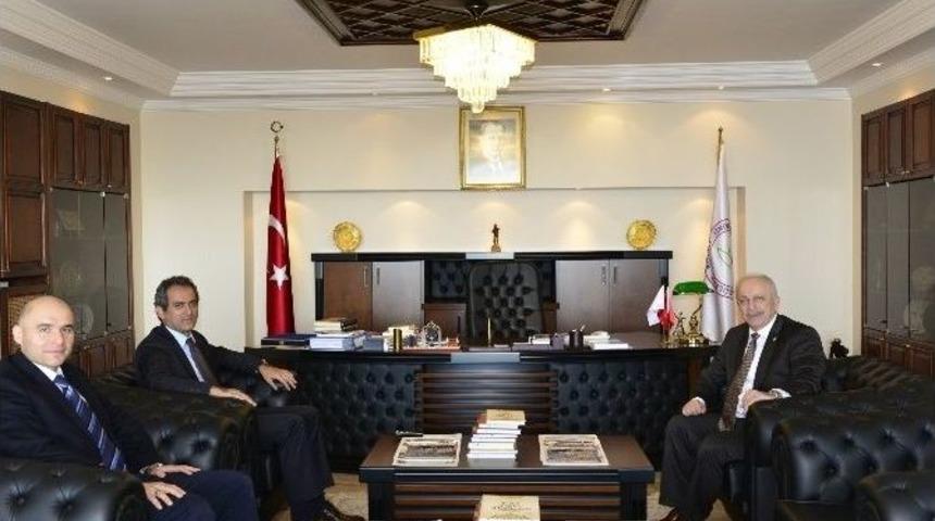 &Ouml;zbakır Be&uuml;&rsquo;y&uuml; Ziyaret Etti