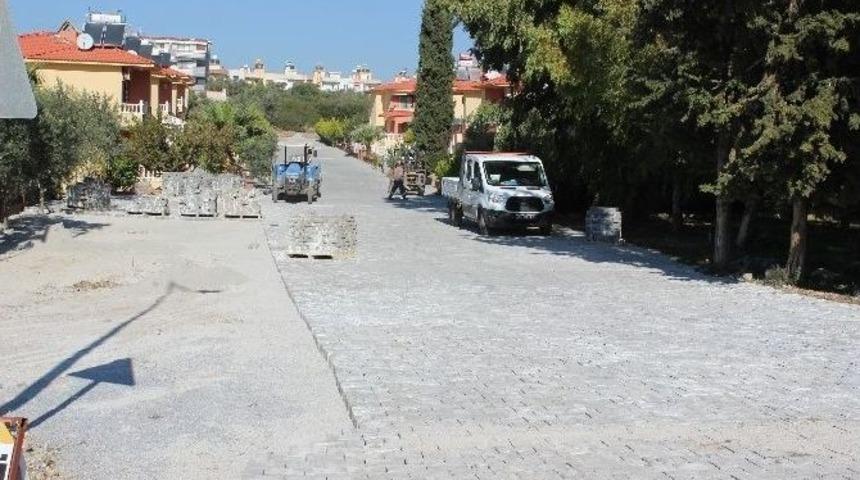 Didim&rsquo;de Yol Yapım &Ccedil;alışmaları Devam Ediyor