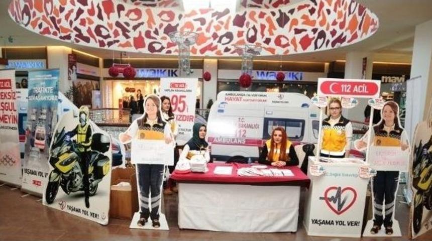 Erzurum 112 Acil Servis Ekipleri, "yaşama Yol Ver" Standı A&ccedil;tı