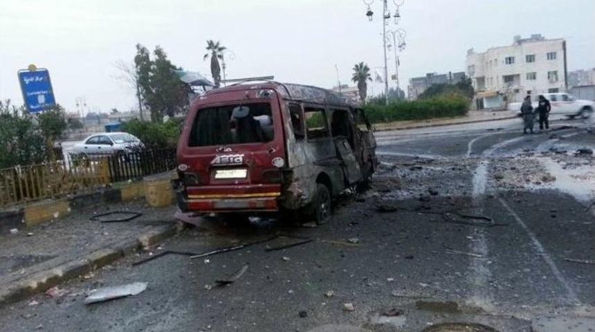 Rus U&ccedil;akları Sivil Yerleşim Birimlerini Vuruyor