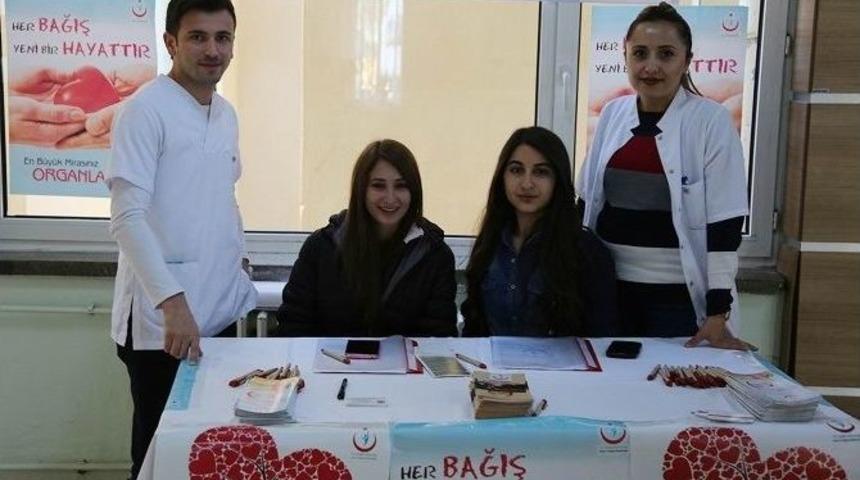Cumhuriyet &Uuml;niversitesi&rsquo;nde Organ Bağışı Standı A&ccedil;ıldı