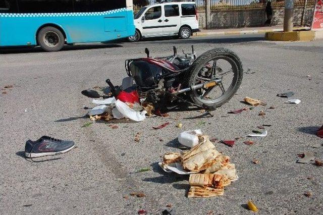 Adıyaman’da Otomobille Motosiklet Çarpıştı: 1 Yaralı