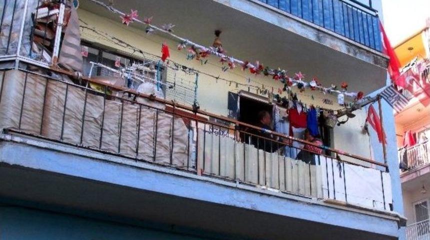 Aydın&rsquo;da &Ccedil;&ouml;pl&uuml;ğe D&ouml;nen Ev Boşaltıldı