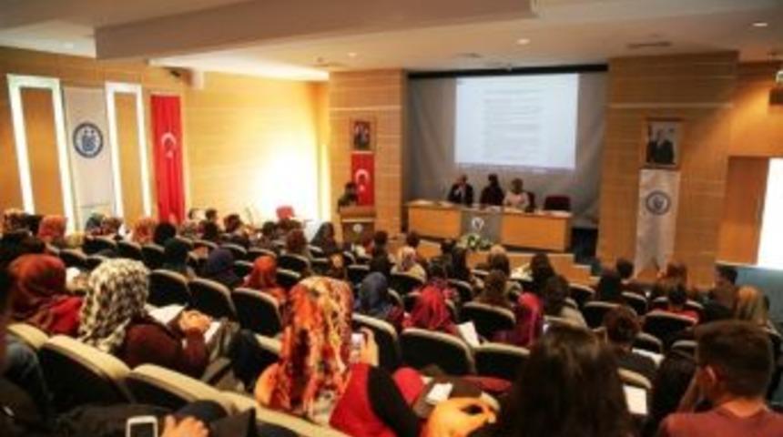Bayburt &Uuml;niversitesi Kamu Y&ouml;netimi &Ouml;ğrencileri Model Parlamento Kurdu