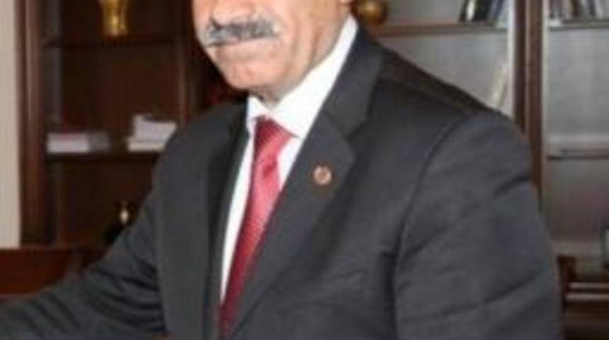 Kaçak Sigarayla Yakalanan Belediye Başkanı Görevinden Alındı