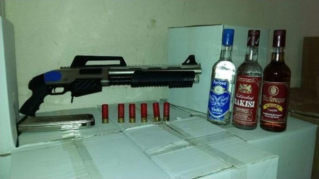 İzmir Polisinden Sahte İ&ccedil;ki Operasyonu