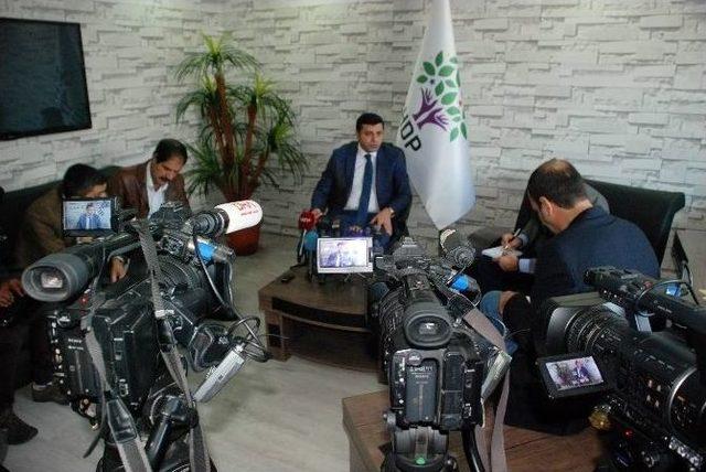 Demirtaş’tan ’başkanlık Sitemi’ Açıklaması