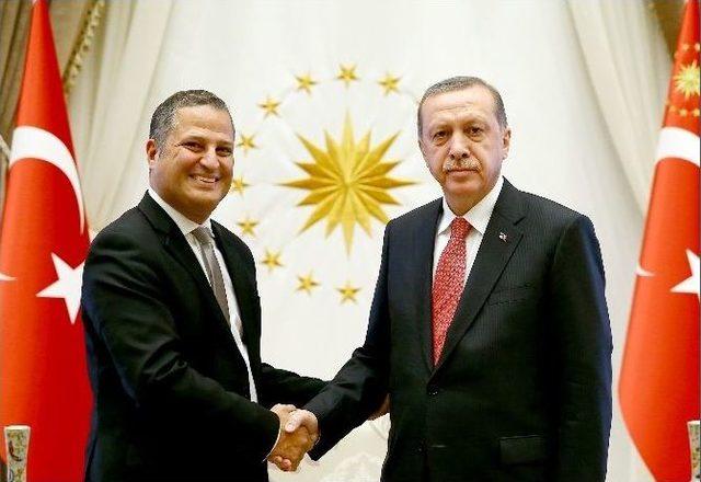 Panama Büyükelçisi, Cumhurbaşkanı Erdoğan’a Güven Mektubunu Sundu