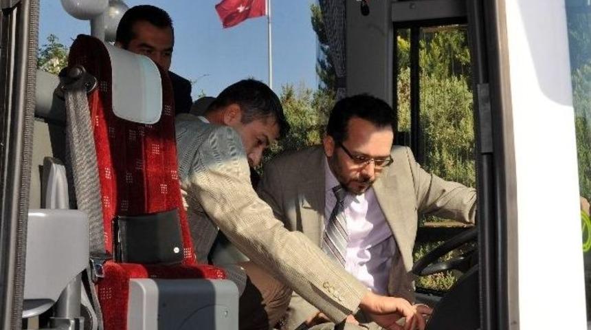 Ad&uuml;&rsquo;n&uuml;n Ara&ccedil; Filosu B&uuml;y&uuml;yor