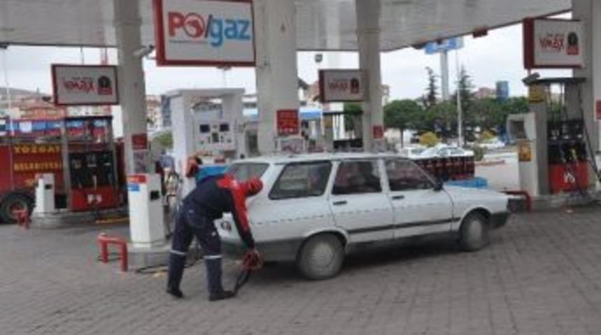 Yozgat&rsquo;ta S&uuml;r&uuml;c&uuml;ler Ucuz Lpg&rsquo;ye Akın Ediyor