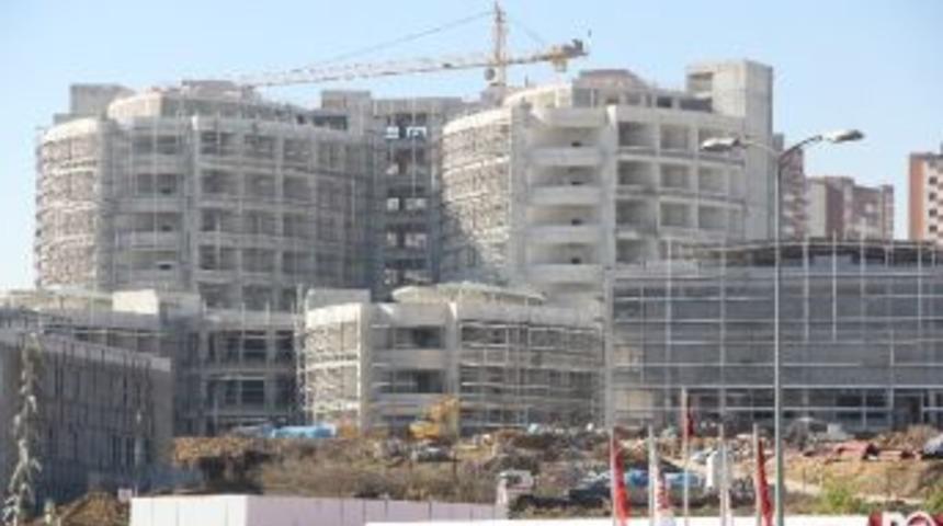 Kastamonu&rsquo;da Yeni Devlet Hastanesinde İnşaat Hızla Devam Ediyor