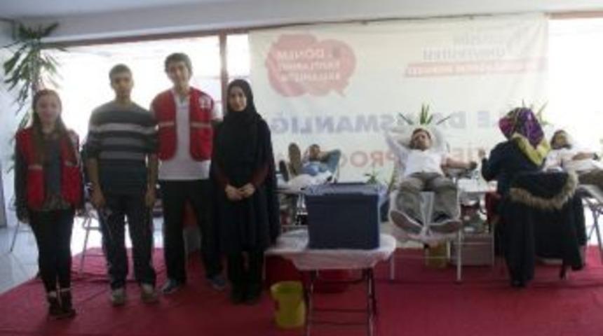 İstanbul Gelişim &Uuml;niversitesi&rsquo;nde Kan Bağışı Kampanyası