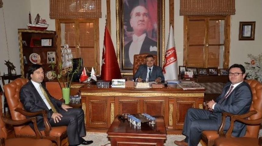 Belediye Başkanı Selim Yağcı&rsquo;ya Adliye&rsquo;den Ziyaret