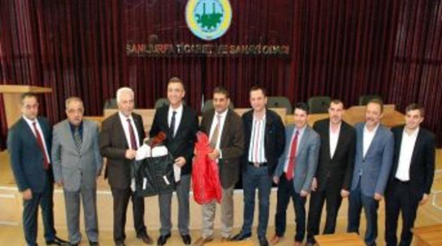 &Ouml;ğrenciler İ&ccedil;in Kışlık Giysi Temin Edildi