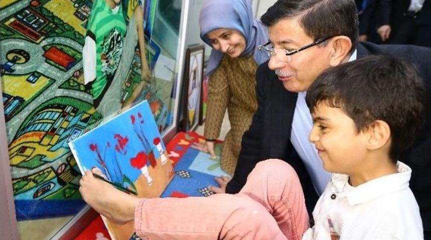 Dr. Sare Davutoğlu Engelliler &Ccedil;alıştayı&rsquo;nda Konuşacak