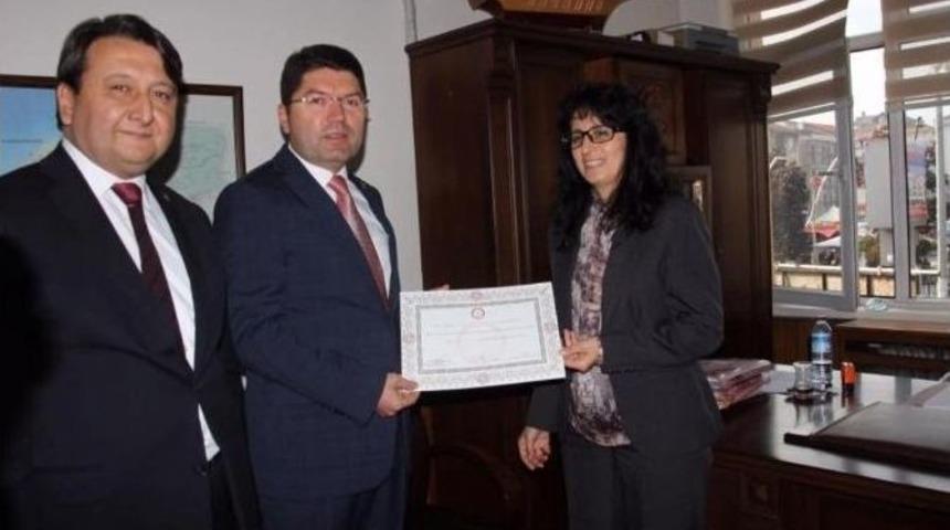 Milletvekili Tunç, Mazbatasını Aldı