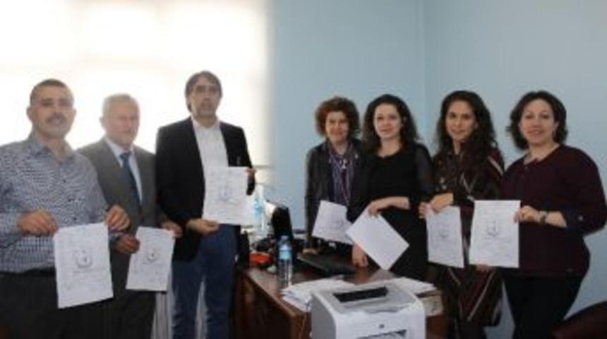 Sağlık M&uuml;d&uuml;rl&uuml;ğ&uuml; Personellerinden &Ouml;rnek Davranış