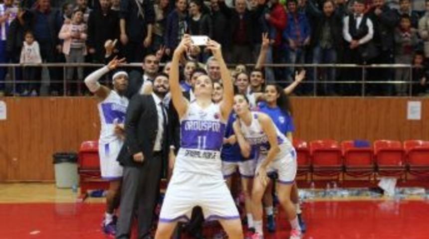 Orduspor Kadın Basketbol’un Galibiyet Sevinci