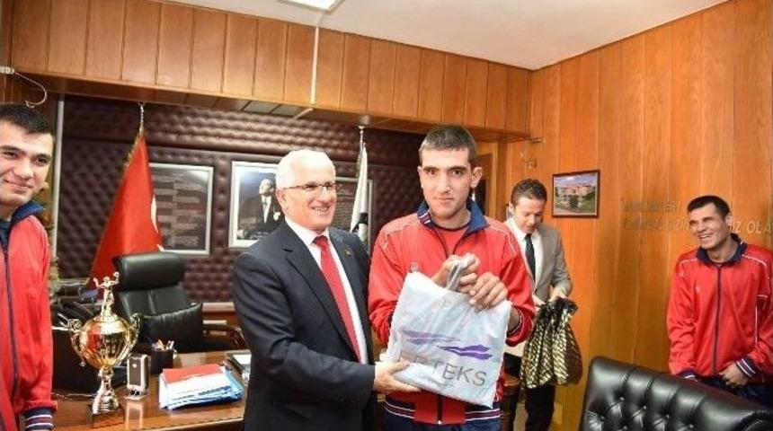 Denizlili Özel Sporcular Şampiyon Oldu