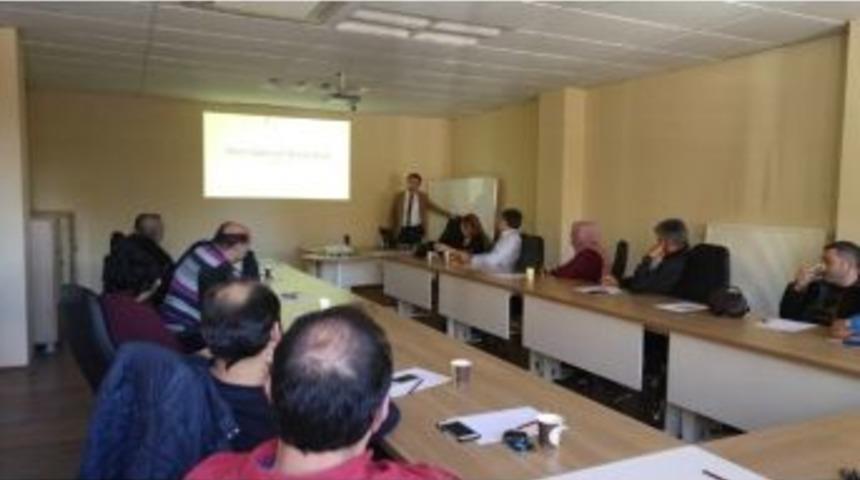 Aile Hekimlerine Uyuşturucuyla M&uuml;cadele Eğitimi Veriliyor