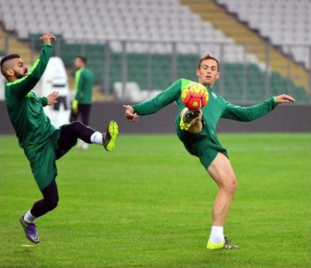 Bursaspor, Timsah Arena’da Çalıştı