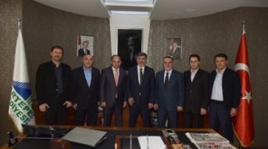 Başkan &Uuml;z&uuml;lmez&rsquo;e Vekillerden Teşekk&uuml;r Ziyareti