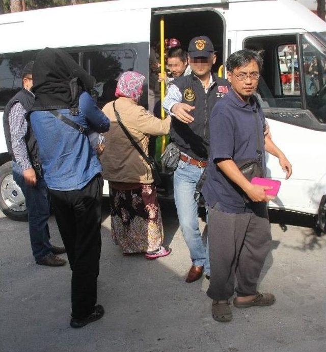 Eşi, Çocuğu Ve Karnındaki Bebeğiyle Işid’e Katılacaktı