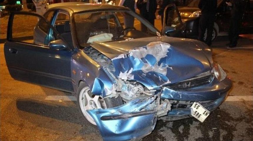 Samsun&rsquo;da Trafik Kazası: 2 Yaralı