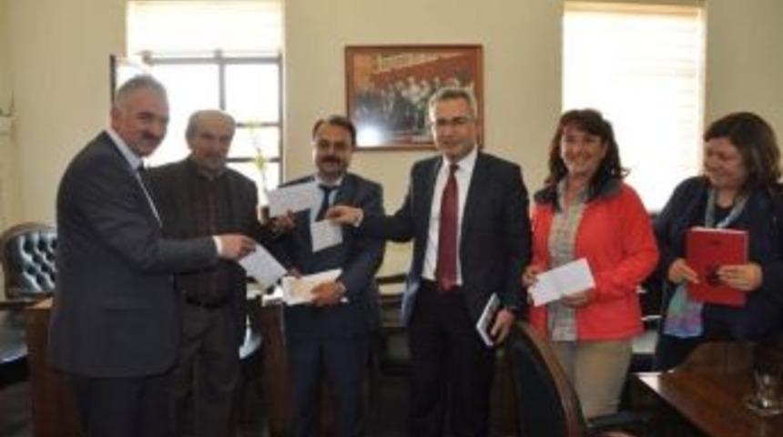 Belediye Meclis &Uuml;yelerinden &Ouml;rnek Davranış