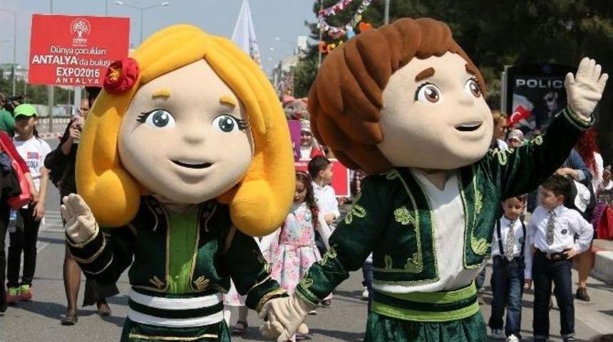 Efe İle Ece Manavgat &Ccedil;i&ccedil;ek Sokak&rsquo;ta Tanıtım Yapacak