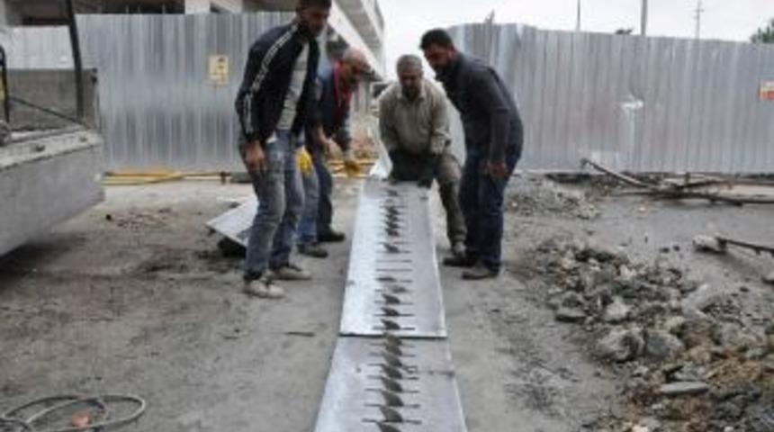 Büyükşehir Hal Kompleksine El Attı