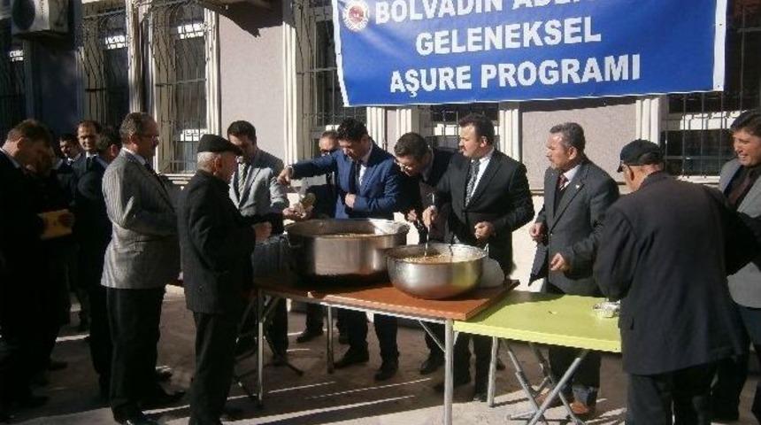 Bolvadin&rsquo;de Adliye &Ccedil;alışanlarından Aşure G&uuml;n&uuml; Etkinliği