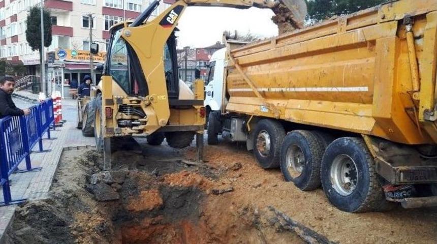 Ey&uuml;p&rsquo;e 110 Adet Yeraltı &Ccedil;&ouml;p Konteyneri Konulacak