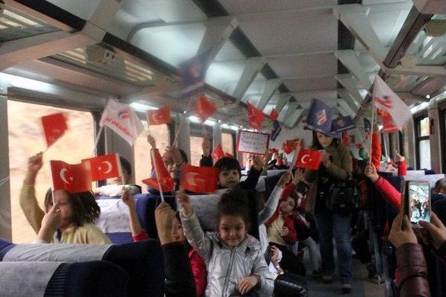 Cumhuriyet Treni Yolculuğu