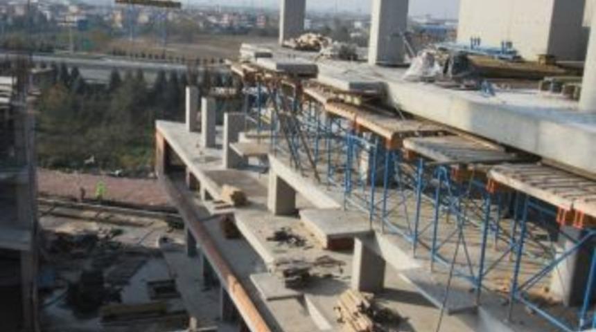 Kartepe Belediyesi İnşaatları Mercek Altına Aldı