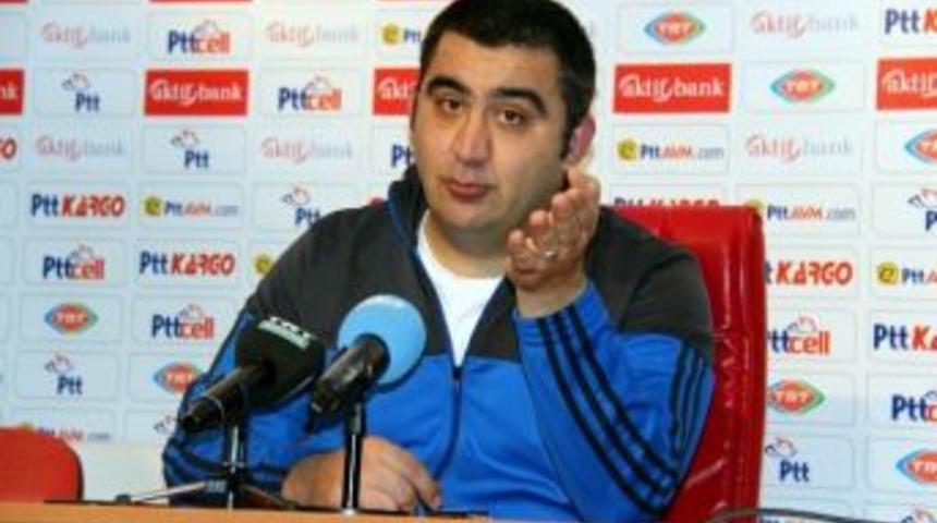 &Ouml;zat: &ldquo;bir Hedefe Baş Koyduk"