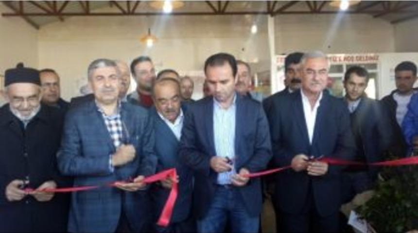 Kaymakam Ve Belediye Başkanı İşyeri A&ccedil;ılışı Yaptı