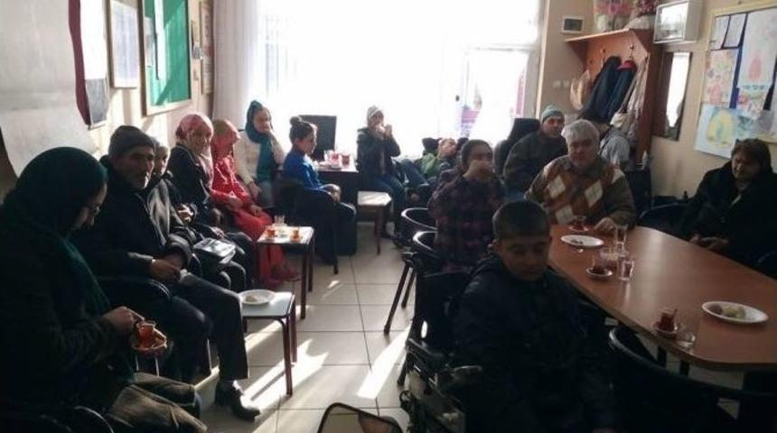 Camilerin Engelli Bireylere Uyumlu Hale Getirilmesini İstediler