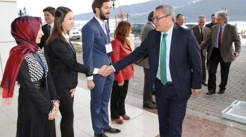 Vali Deniz Ar&uuml;l&uuml; &Ouml;ğrencilerle Buluştu