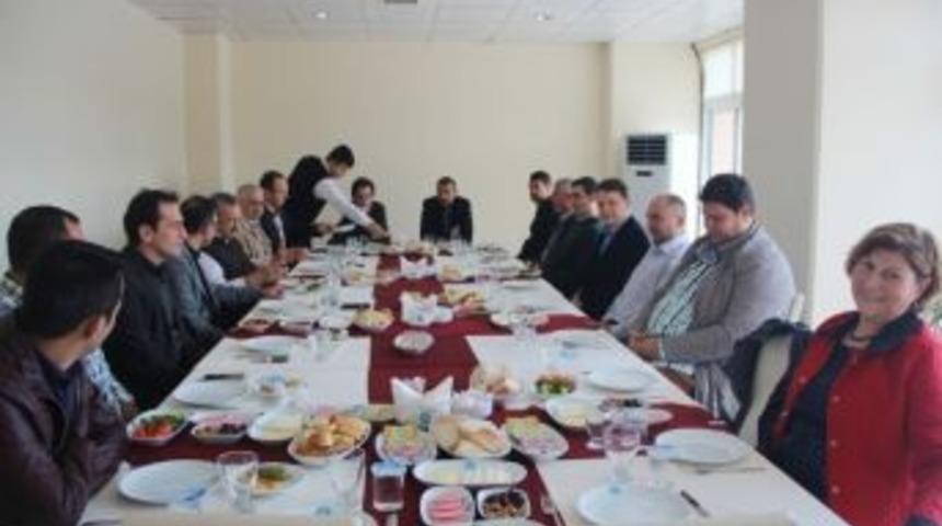 Burhaniye Uygulamalı Bilimlerde İşbirliği Kahvaltısı