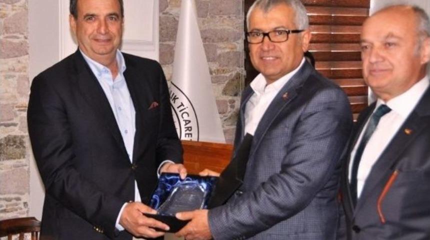 "zeytin Varsa Hayat Var" Paneli İlgiyle İzlendi